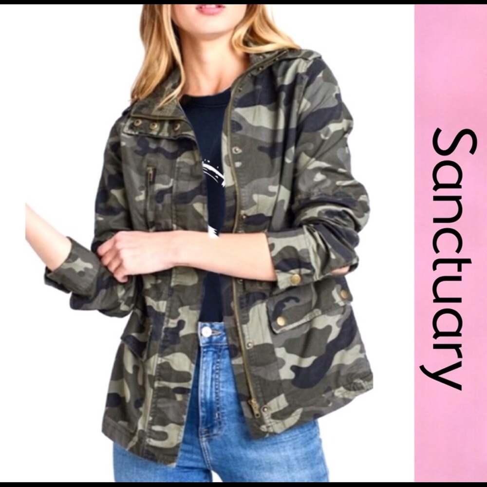 ✨New Price Drop!!✨ SANCTUARY Tan Camo Jacket Medium NWT
